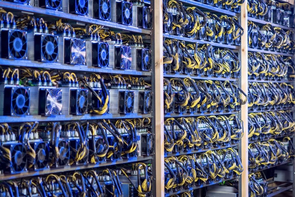 Bitcoin Mucidi Henry Ford mu Satoshi Nakamoto mu